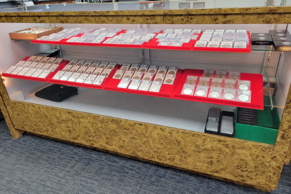 Crossroads Store Photo